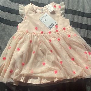 Brand new h&m dress 4-6 months